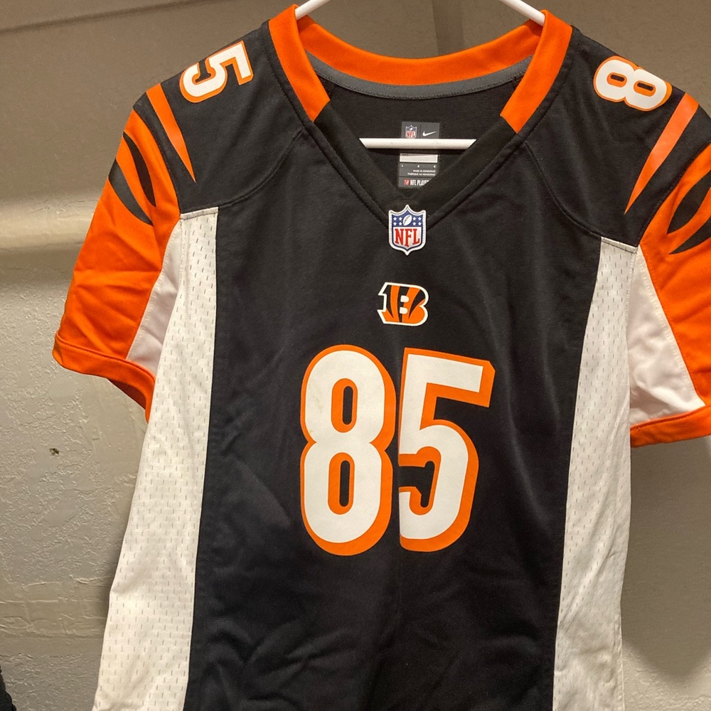 Cincinnati Bengals Tyler Eifert Youth Large Jersey - Picture 2 of 3